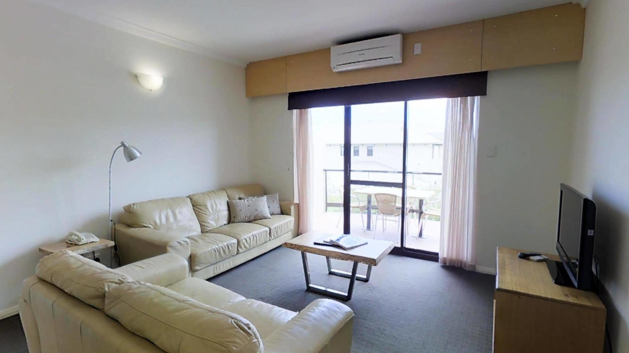 Margarets Aparthotel